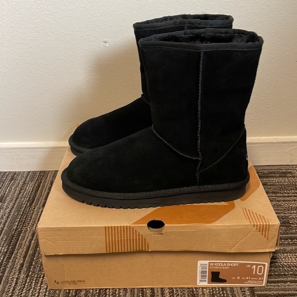 Koolaburra by UGG black boots